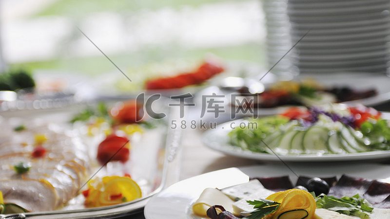 市场现状：消费者对健康零食的需求日益增长